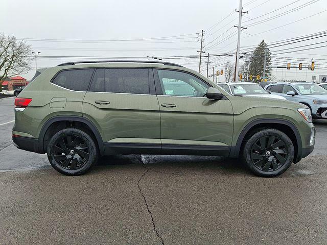 2026 Volkswagen Atlas SE with Technology