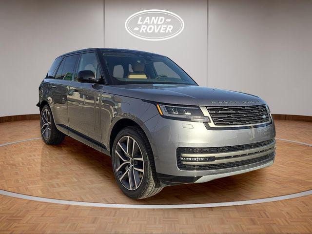 2026 Land Rover Range Rover P400 SE