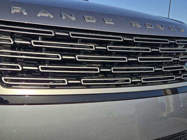 2026 Land Rover Range Rover P400 SE
