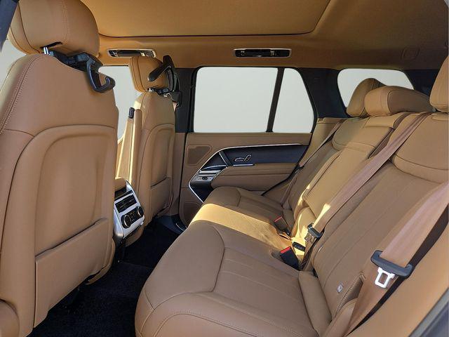 2026 Land Rover Range Rover P400 SE