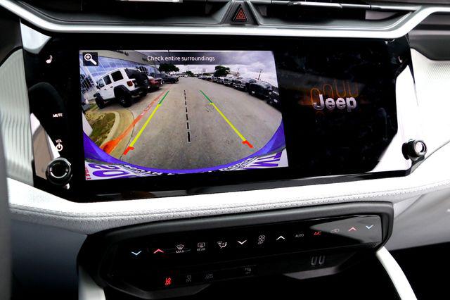 2026 Jeep Cherokee Laredo 4x4