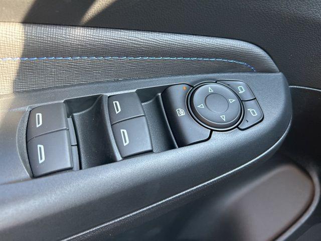 2026 Buick NV Sport Touring FWD