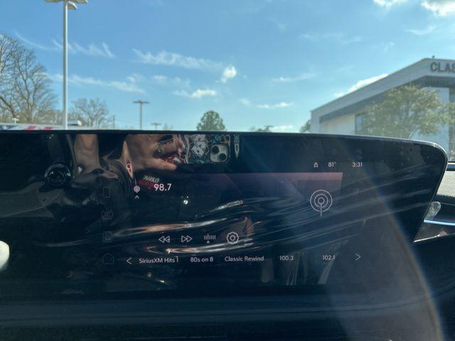 2026 Buick NV Sport Touring FWD