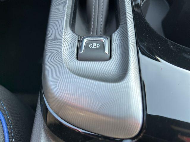 2026 Buick NV Sport Touring FWD