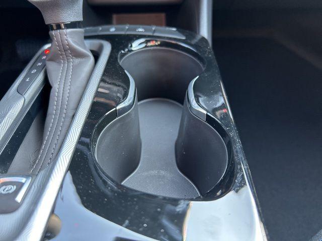 2026 Buick NV Sport Touring FWD