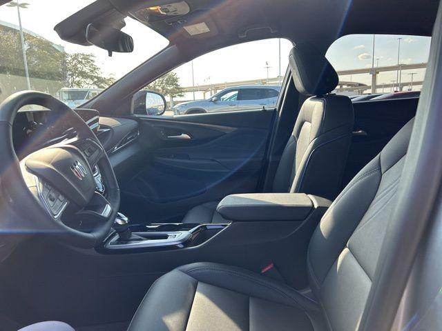 2026 Buick NV Sport Touring FWD