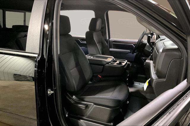 2026 Chevrolet Silverado 3500HD Crew Cab, Long Bed, LT Dual Rear Wheel, RWD