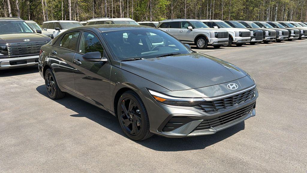 New 2026 Gray HYUNDAI SEL Sport image 4