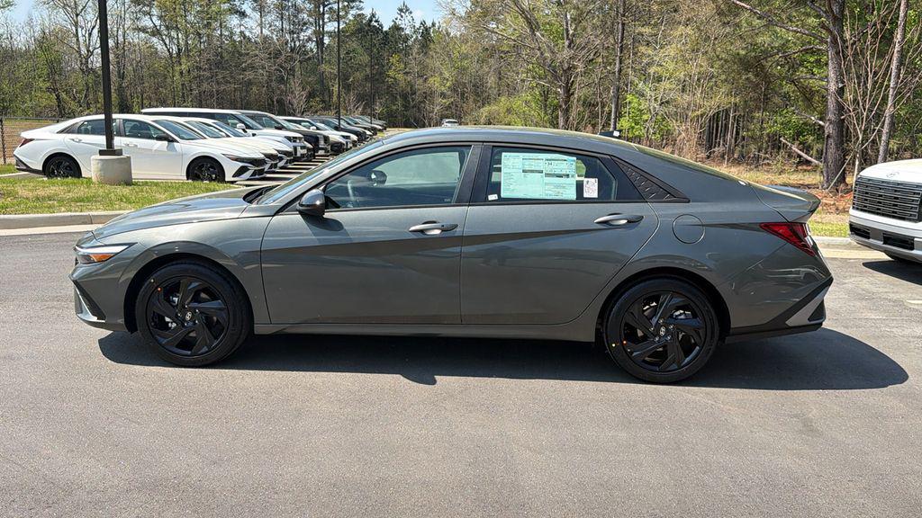 New 2026 Gray HYUNDAI SEL Sport image 9