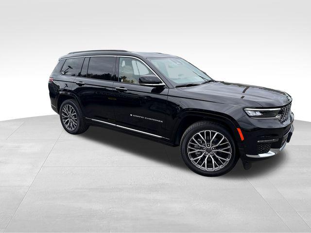 2025 Jeep Grand Cherokee L Summit Reserve 4x4 for sale in Kirkland, WA