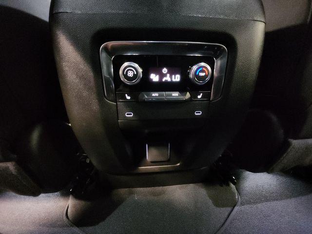 2026 GMC Yukon XL 4WD AT4