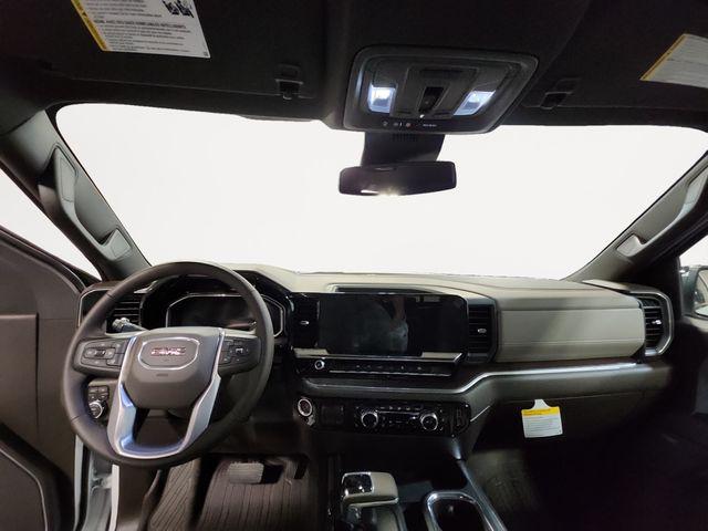 2026 GMC Sierra 1500 Crew Cab, Short Bed, SLT, 4WD