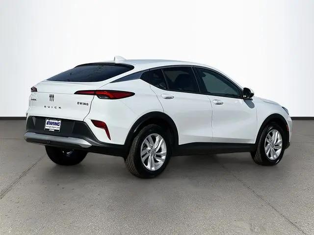 2026 Buick NV Preferred FWD