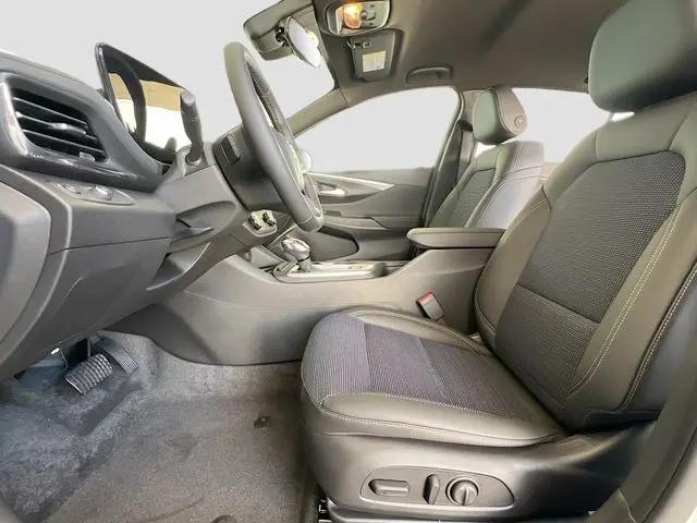 2026 Buick NV Preferred FWD
