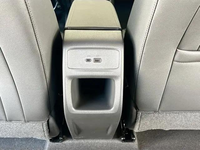 2026 Buick NV Preferred FWD
