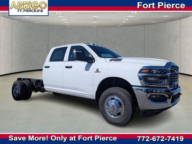 2026 RAM Ram 3500 Chassis Cab RAM 3500 TRADESMAN CREW CAB CHASSIS 4X4 60 CA 2026 RAM Ram 3500 Chassis Cab RAM 3500 TRADESMAN CREW CAB CHASSIS 4X4 60 CA