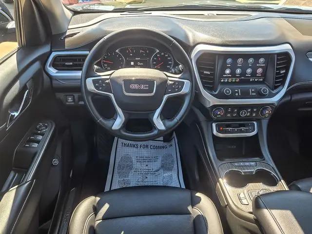 2023 GMC Acadia AWD SLT