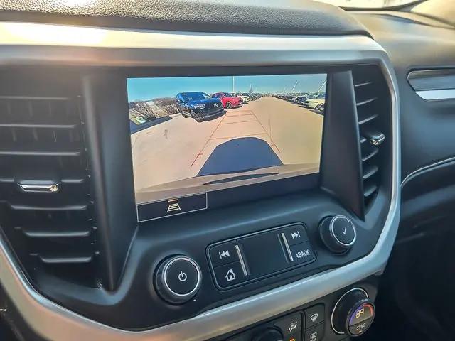 2023 GMC Acadia AWD SLT