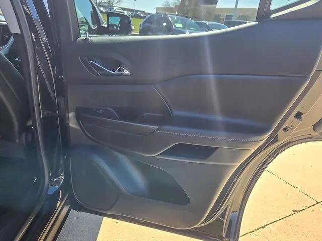 2023 GMC Acadia AWD SLT