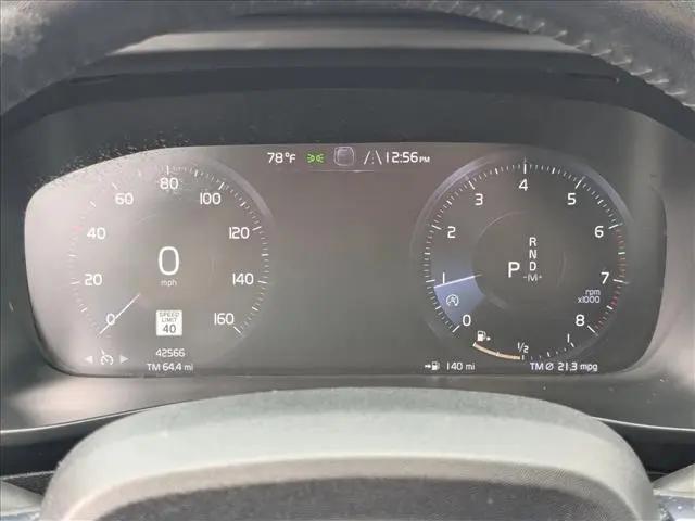 2021 Volvo XC40 T5 Inscription