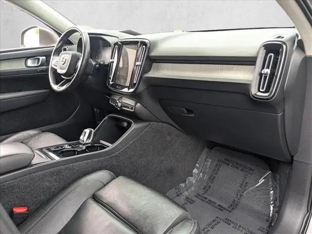 2021 Volvo XC40 T5 Inscription