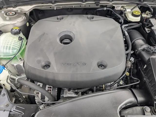 2021 Volvo XC40 T5 Inscription