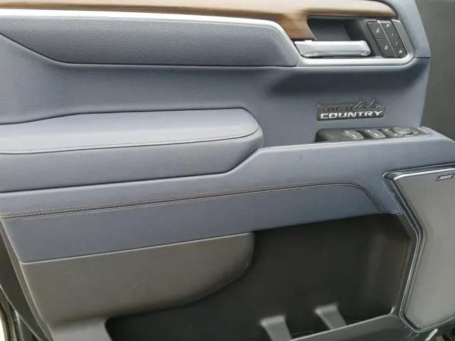 2026 Chevrolet Silverado 1500 4WD Crew Cab Short Bed High Country