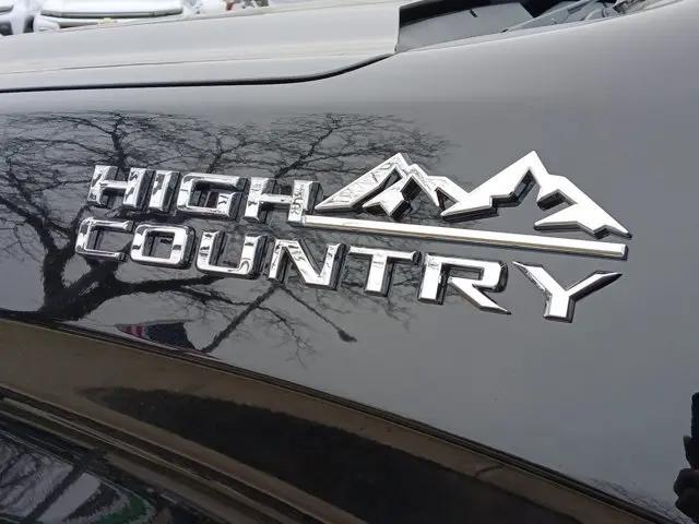 2026 Chevrolet Silverado 1500 4WD Crew Cab Short Bed High Country