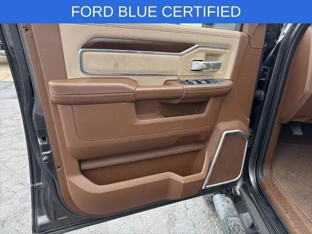 2023 Ram 3500 Laramie Crew Cab 4x4 6'4" Box