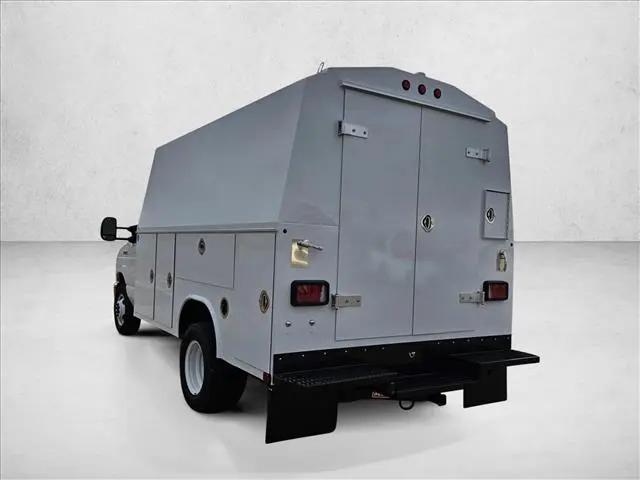 2026 Ford E-350 Cutaway E-Series Cutaway