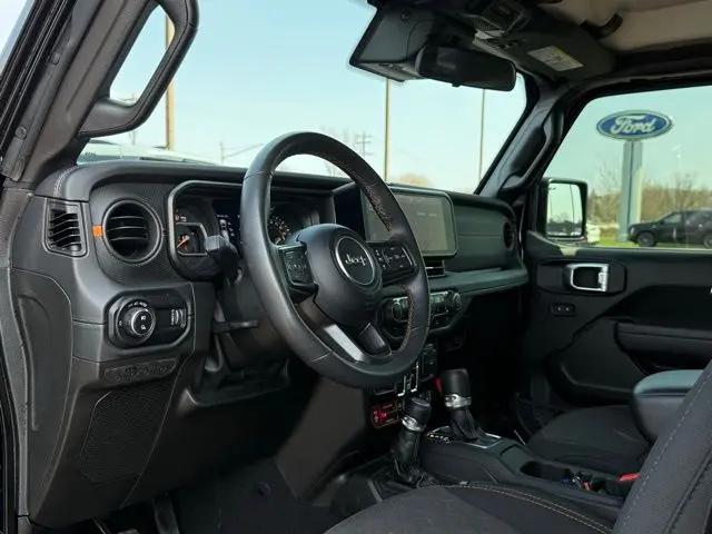 2024 Jeep Gladiator Sport