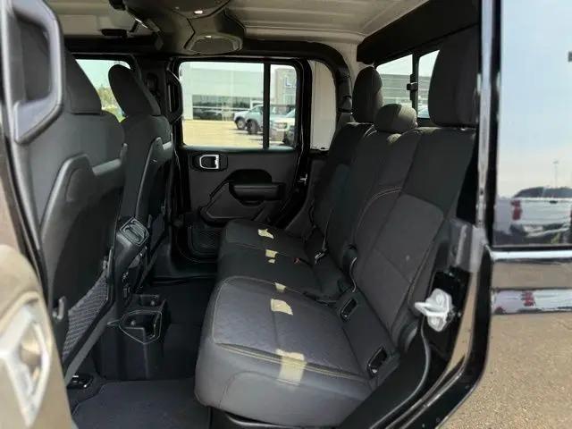 2024 Jeep Gladiator Sport