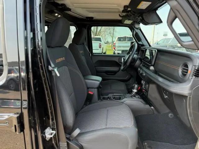 2024 Jeep Gladiator Sport