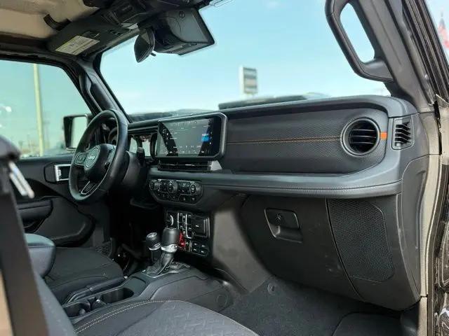 2024 Jeep Gladiator Sport