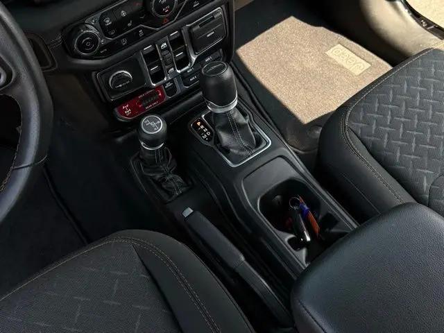 2024 Jeep Gladiator Sport