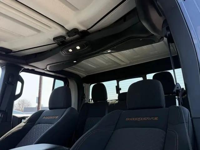 2024 Jeep Gladiator Sport
