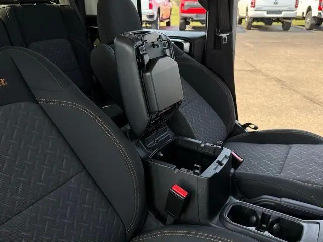 2024 Jeep Gladiator Sport
