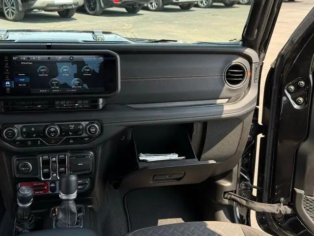 2024 Jeep Gladiator Sport