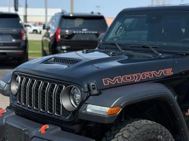 2024 Jeep Gladiator Sport