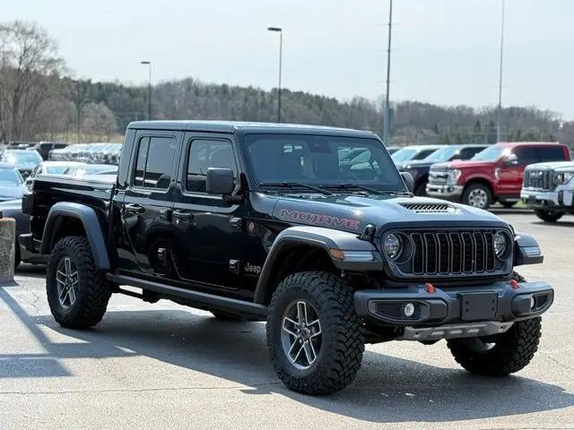 2024 Jeep Gladiator Sport