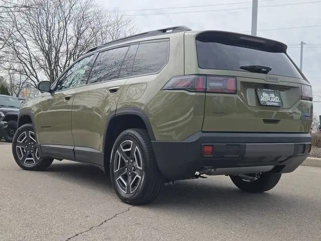 2026 Jeep Cherokee Laredo 4x4