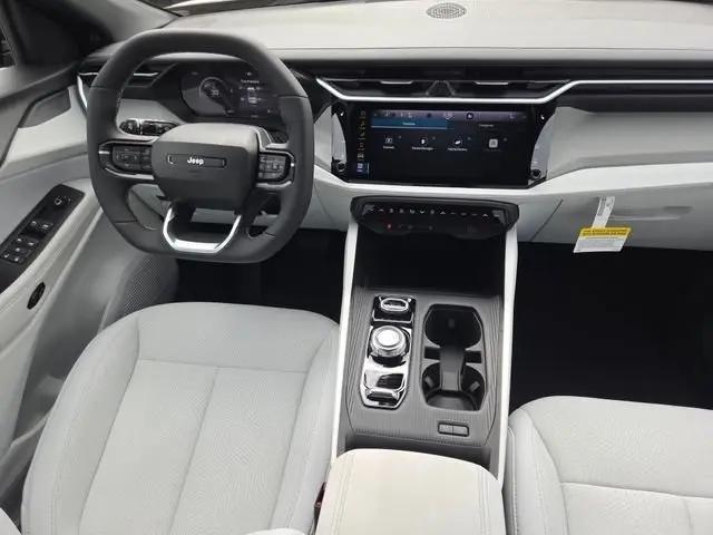 2026 Jeep Cherokee Laredo 4x4