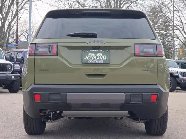 2026 Jeep Cherokee Laredo 4x4