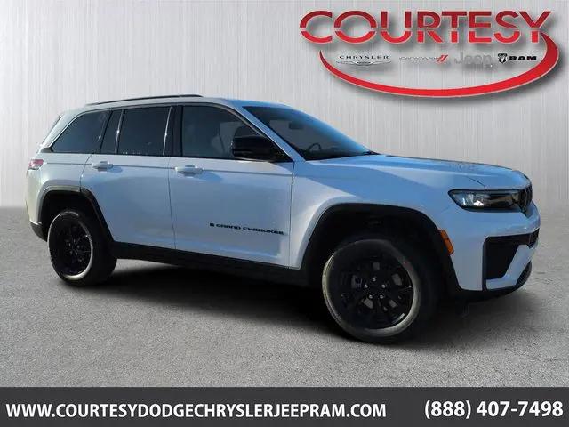 2026 Jeep Grand Cherokee Altitude 4x2 for sale in Stonecrest, GA