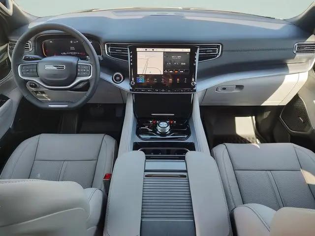 2026 Jeep Grand Wagoneer L 4x4