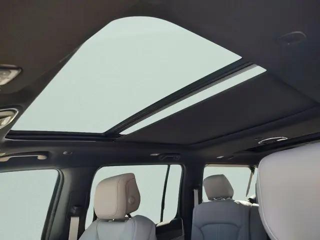 2026 Jeep Grand Wagoneer L 4x4
