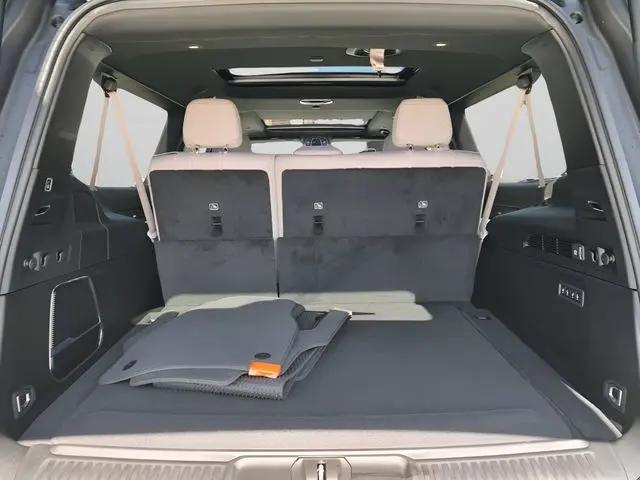 2026 Jeep Grand Wagoneer L 4x4
