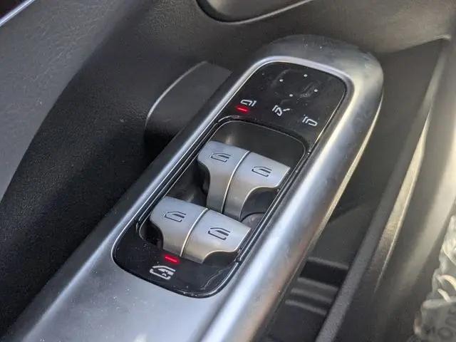 2025 Mercedes-Benz C-CLASS C 300 C 300