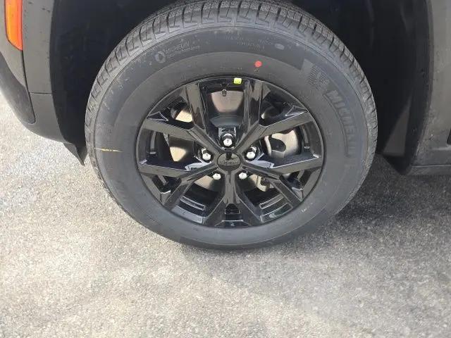 2026 Jeep Grand Cherokee L Altitude 4x4