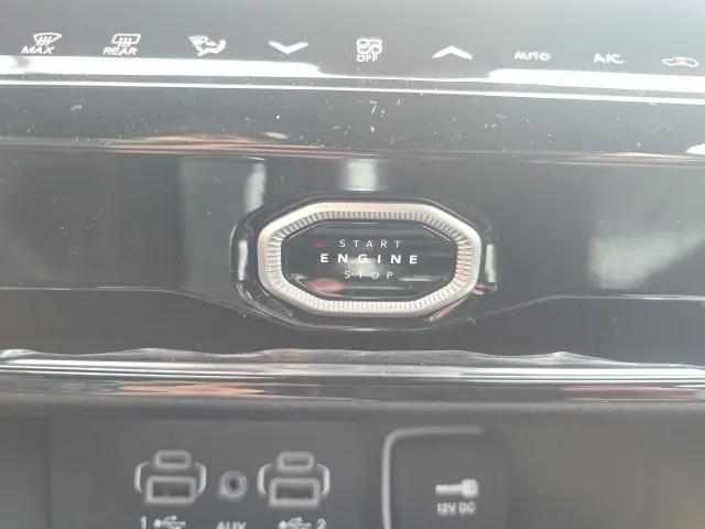 2026 Jeep Grand Cherokee L Altitude 4x4